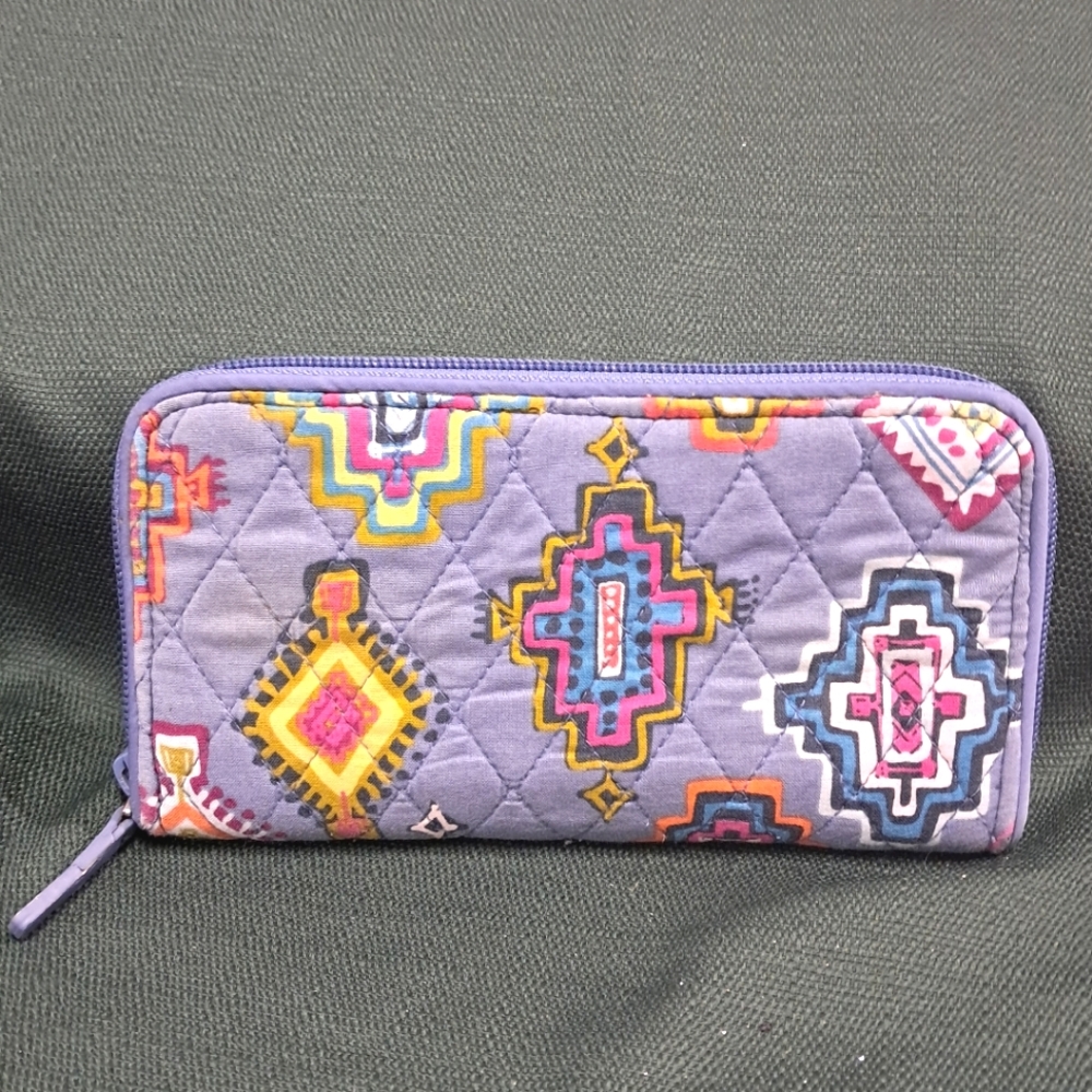 Vera Bradley Wallet! Painted Medallions pattern! - Picture 2 of 4